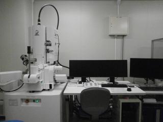 先端機素表面・性能システム 1-1.走査型電子顕微鏡システム