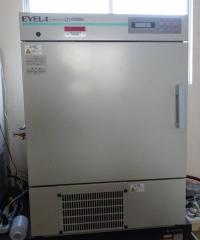 低温インキュベーター（冷却機能付）